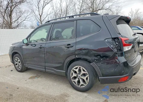 2019 Subaru Forester Premium z USA, uszkodzony, nr VIN JF2SKAEC9KH548032
